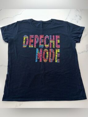DEPECHE MODE SIZE L~GRAPHIC VINTAGE ROCK MUSIC CONCERT TEE T-SHIRT 80’s FASHION